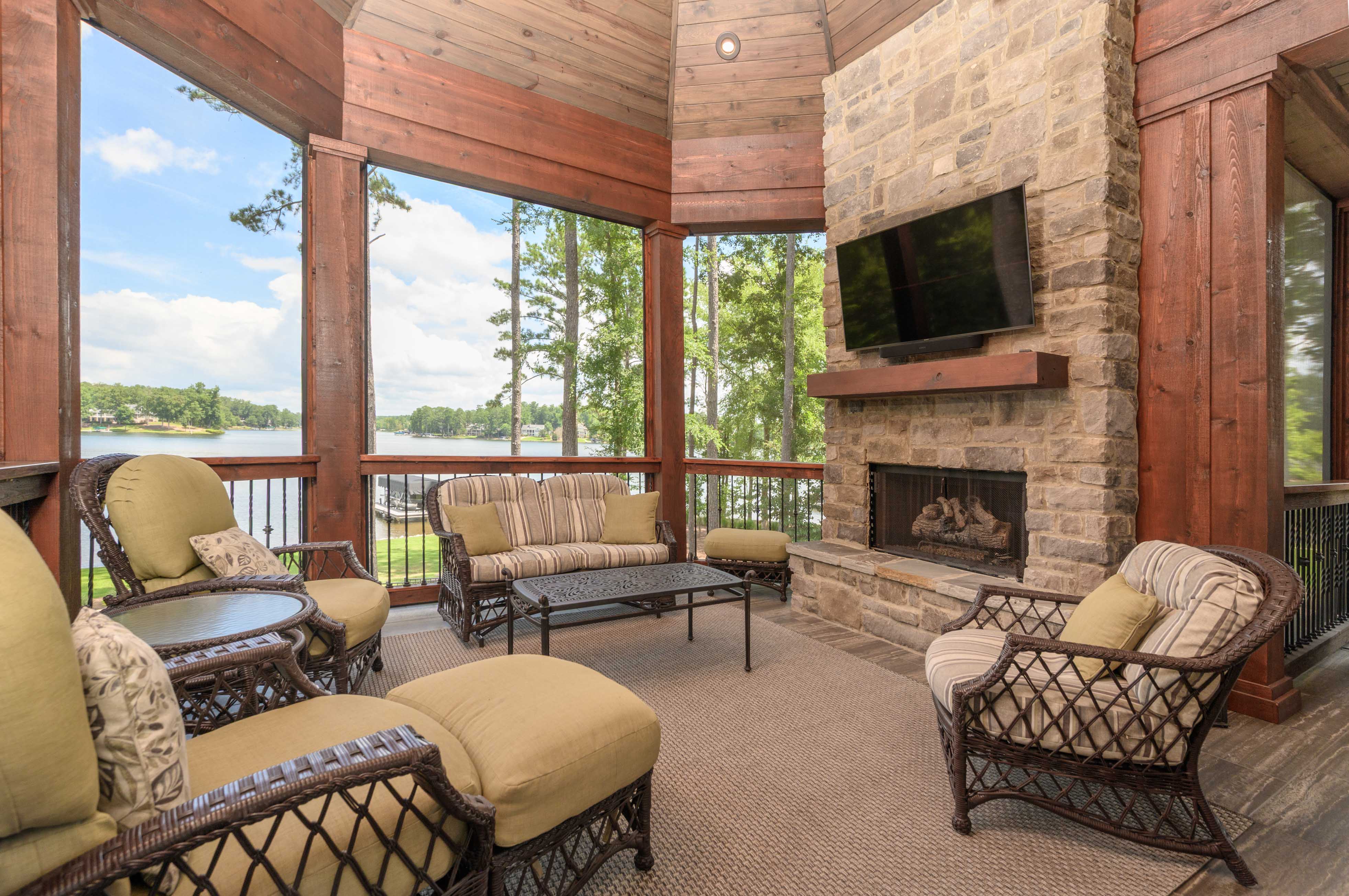 1330 North Shore Drive image 14